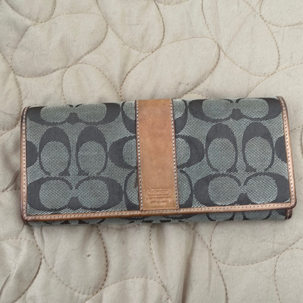Coach wallet